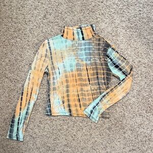 Tie-Dye Long Sleeve Turtleneck